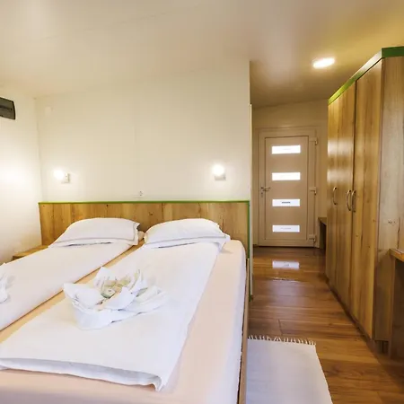 Mobile House Vegov Hram Dol pri Ljubljani