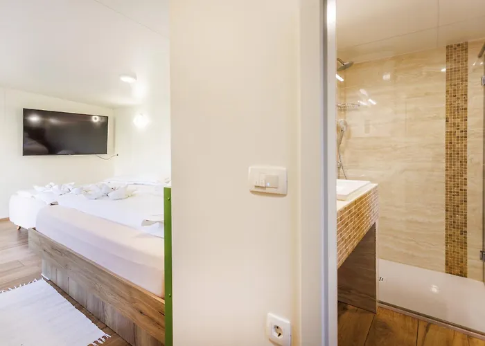 Mobile House Vegov Hram 3* Dol pri Ljubljani