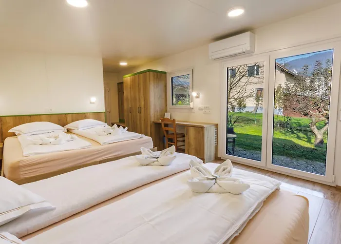 Guest house Mobile House Vegov Hram Dol pri Ljubljani